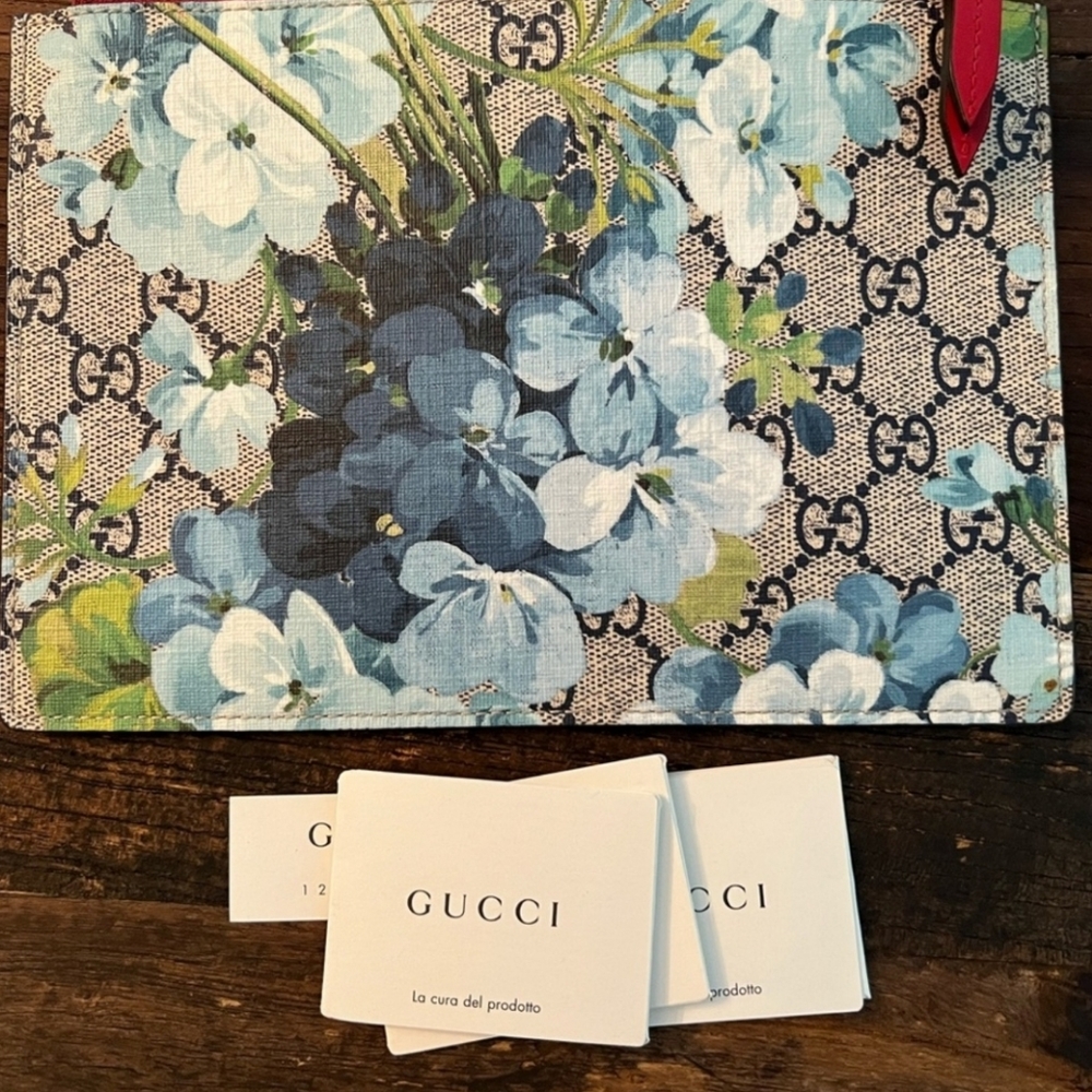 Gucci Bloom Clutch